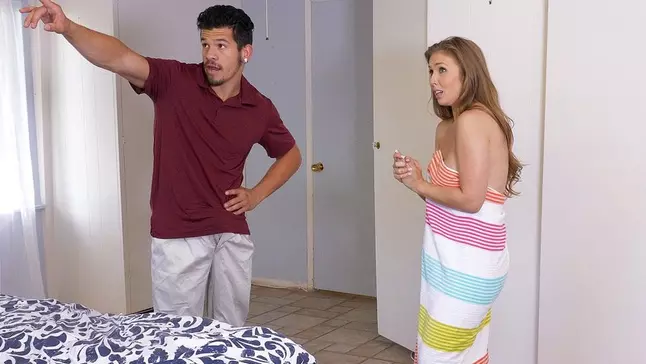 Exhibitionist Sitter Gets The Wrong Kind Of Attention