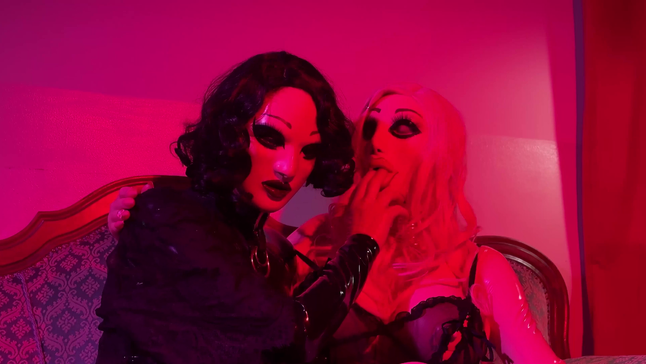 Watch this hot babe in Spandex Sole Job get her holes drilled hard