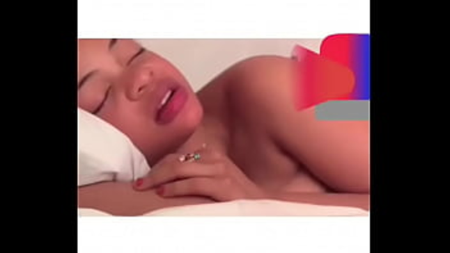 Kenyan Cougar Tanzania Singer and artist Vulva take on BIG BLACK COCK from the rear with sans a condom hookup and titties
